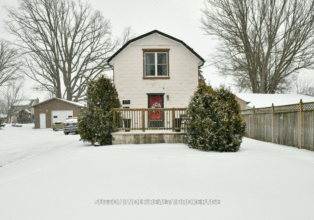 Detached House for sale at 174 BURNS Street, Strathroy-Caradoc, Rural Strathroy Caradoc, N7G 1E8 - MLS: X11939107