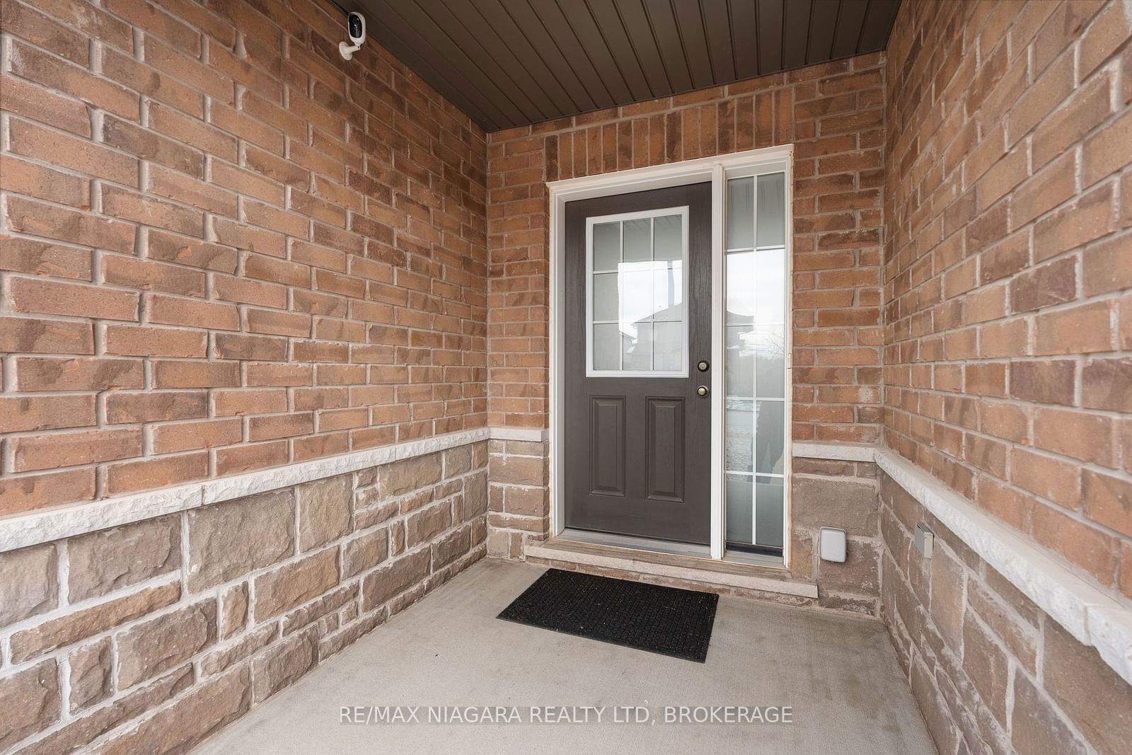 Townhouse for lease at 5788 Osprey Avenue, Niagara Falls, L2H 0G2 - MLS: X11939133