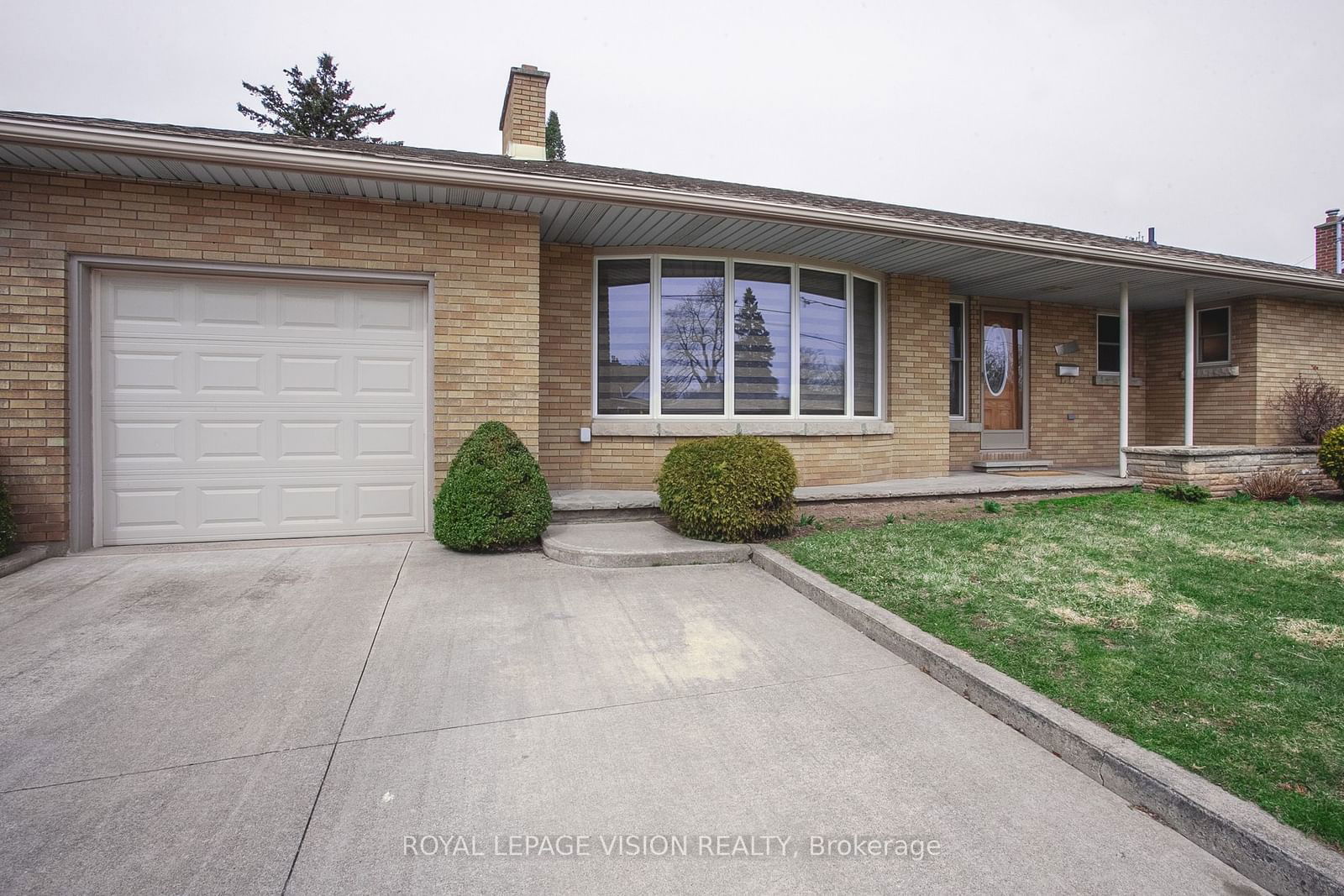 Detached House for sale at 6159 Stevens Street, Niagara Falls, 206 - Stamford, L2E 3A5 - MLS: X11939182