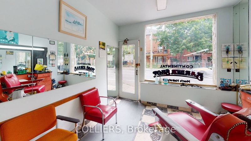 258 Kent St, Ottawa, K2P 2A2 | Image 3