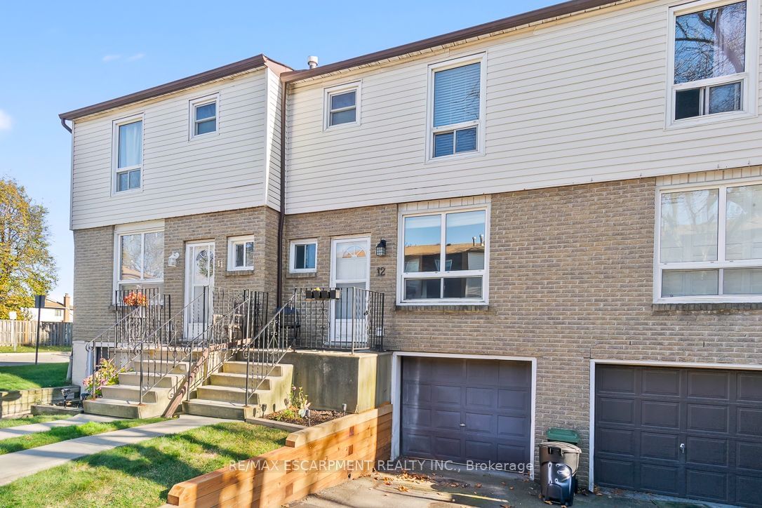 Townhouse for sale at 12-1301 Upper Gage Avenue, Hamilton, Quinndale, L8W 1E5 - MLS: X11939350