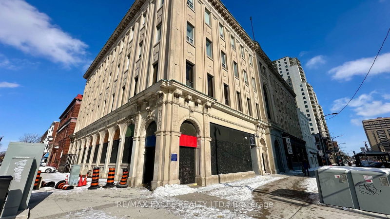 272 Dundas Street E, London East