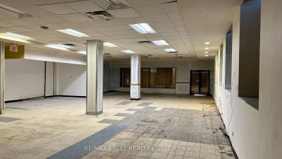 272 Dundas Street E — photo 2