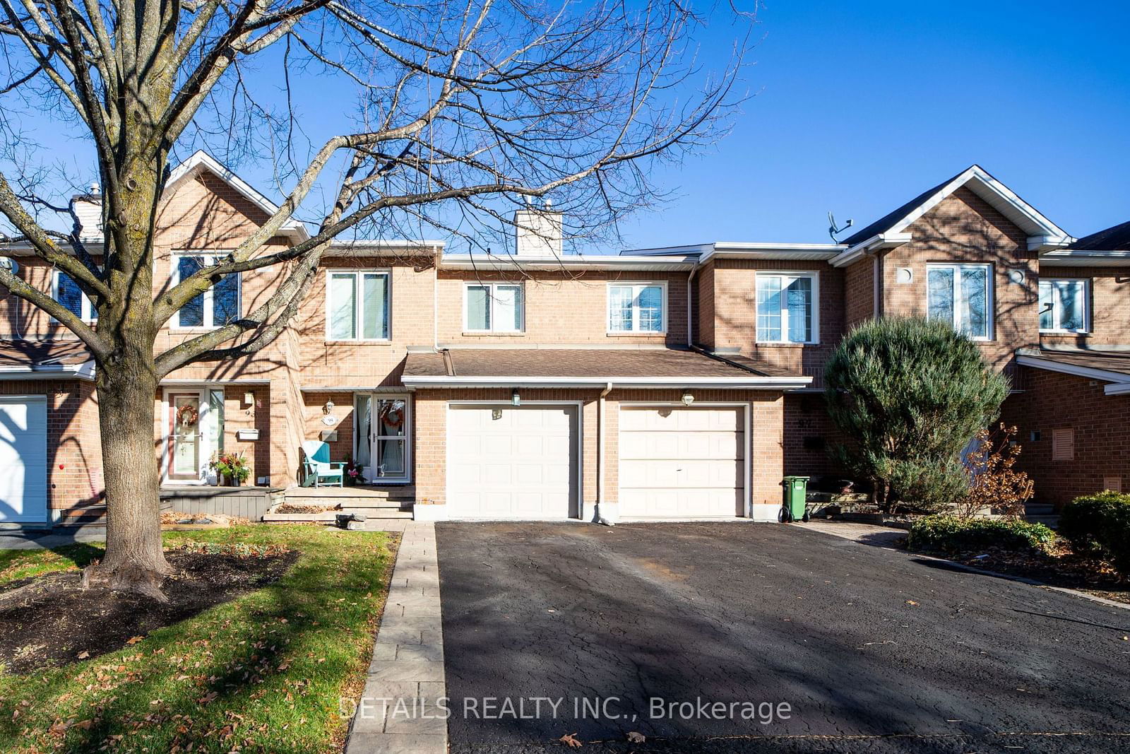 Townhouse for sale at 95 Flanders Street, Barrhaven, 7703 - Barrhaven - Cedargrove/Fraserdale, K2J 3K2 - MLS: X11940069