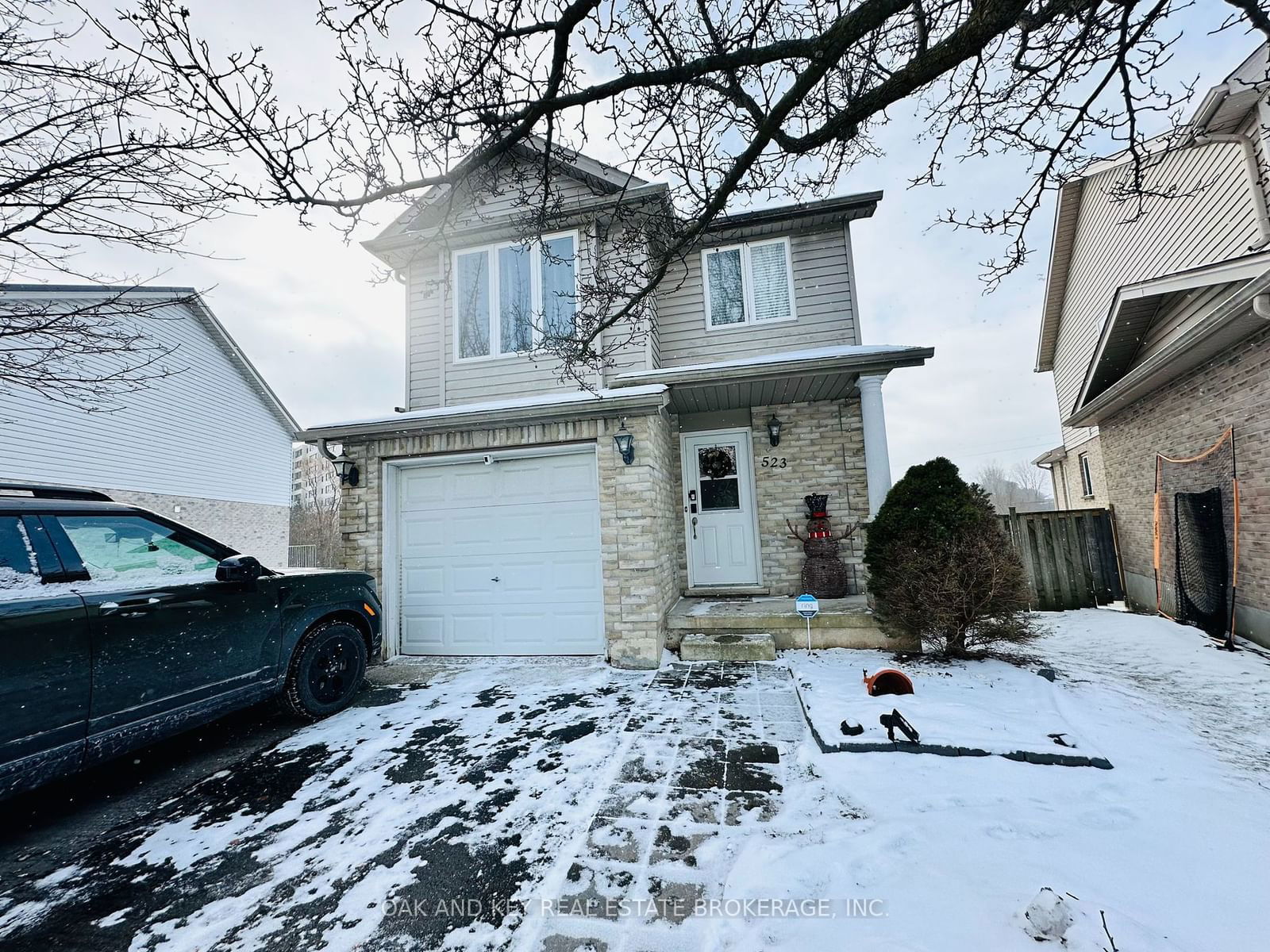 Detached House for lease at A-523 Sprucewood Drive, London, North C, N5X 4J5 - MLS: X11940521