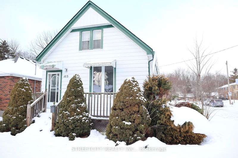 home for sale on 103 Forward Avenue