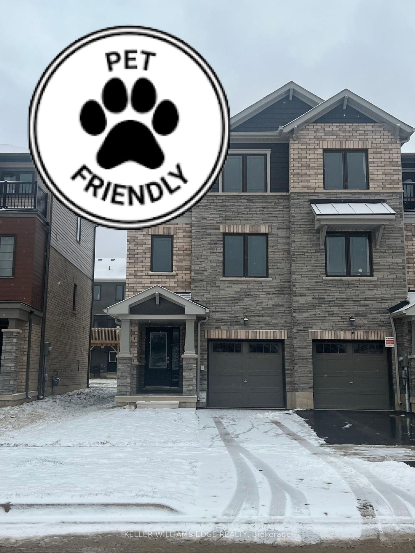 Townhouse for lease at 213 GILLESPIE Drive, Brantford, N3T 5L5 - MLS: X11941021