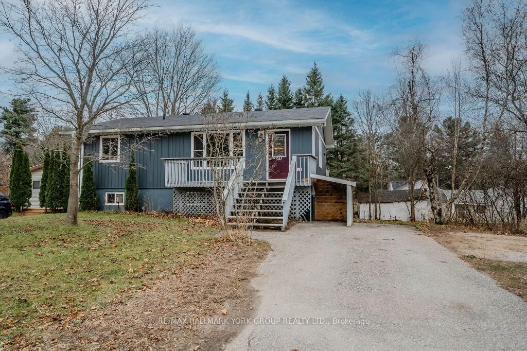 Building at 541 David Street, Gravenhurst, Muskoka (S)