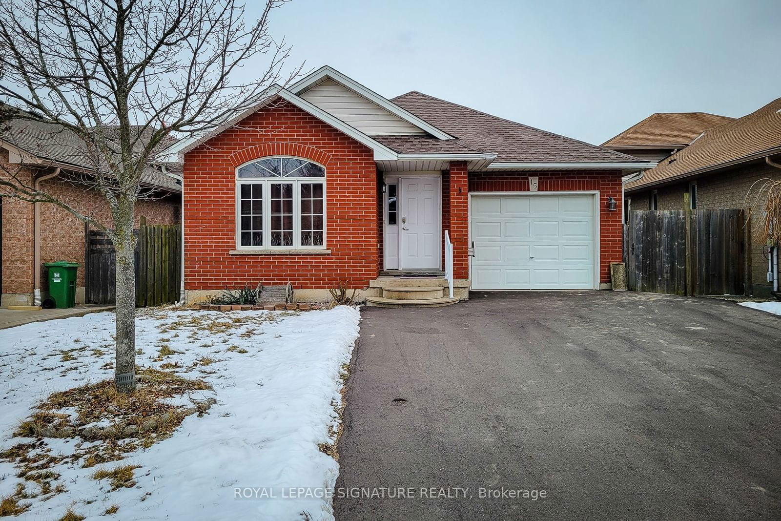 Detached House leased at 15 Wagner Drive, Hamilton, Allison, L8W 3X5 - MLS: X11941158