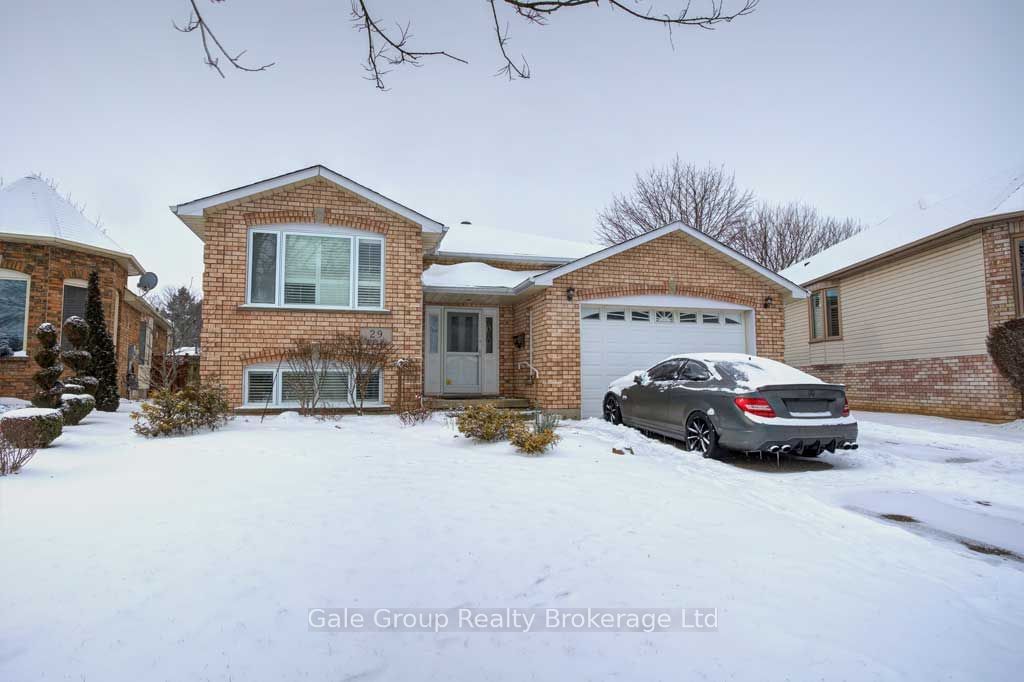 Detached House for sale at 29 Batson Crescent, Brantford, N3R 7W8 - MLS: X11941406