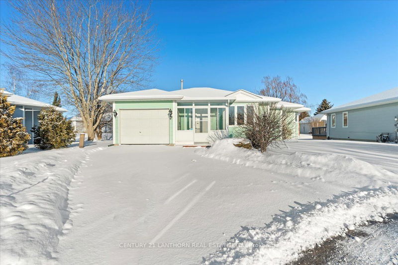 9 Reynolds Pl, Prince Edward County - Wellington image-0-0