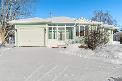 9 Reynolds Pl, Prince Edward County - Wellington image-0-1