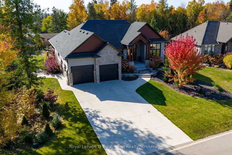 136 Trillium Dr, Saugeen Shores - Saugeen Shores image-0-0