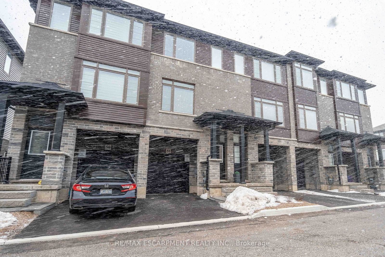 Townhouse for sale at 51-5000 Connor Drive, Lincoln, 981 - Lincoln Lake, L3J 0T4 - MLS: X11941618