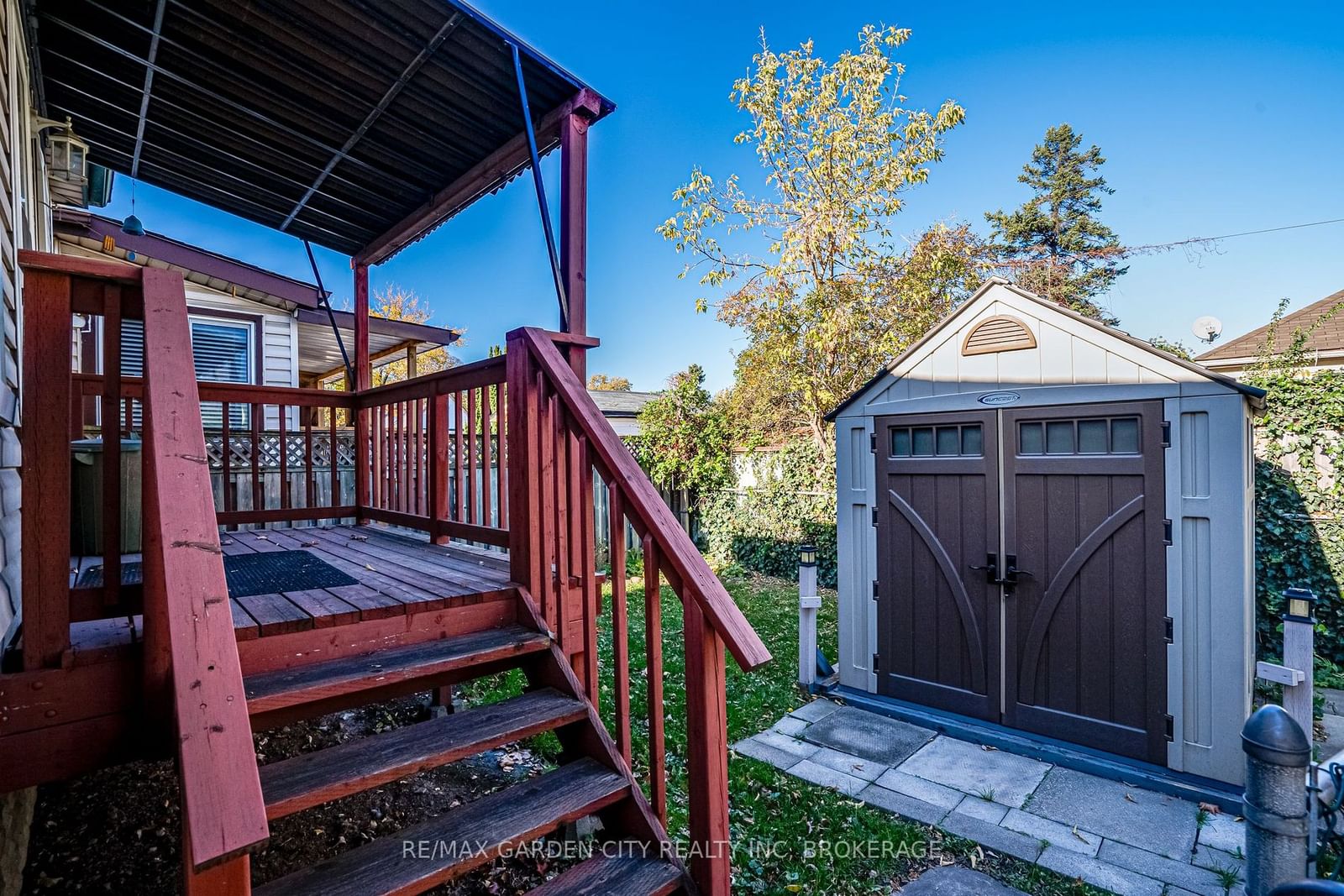 Listing Image 12