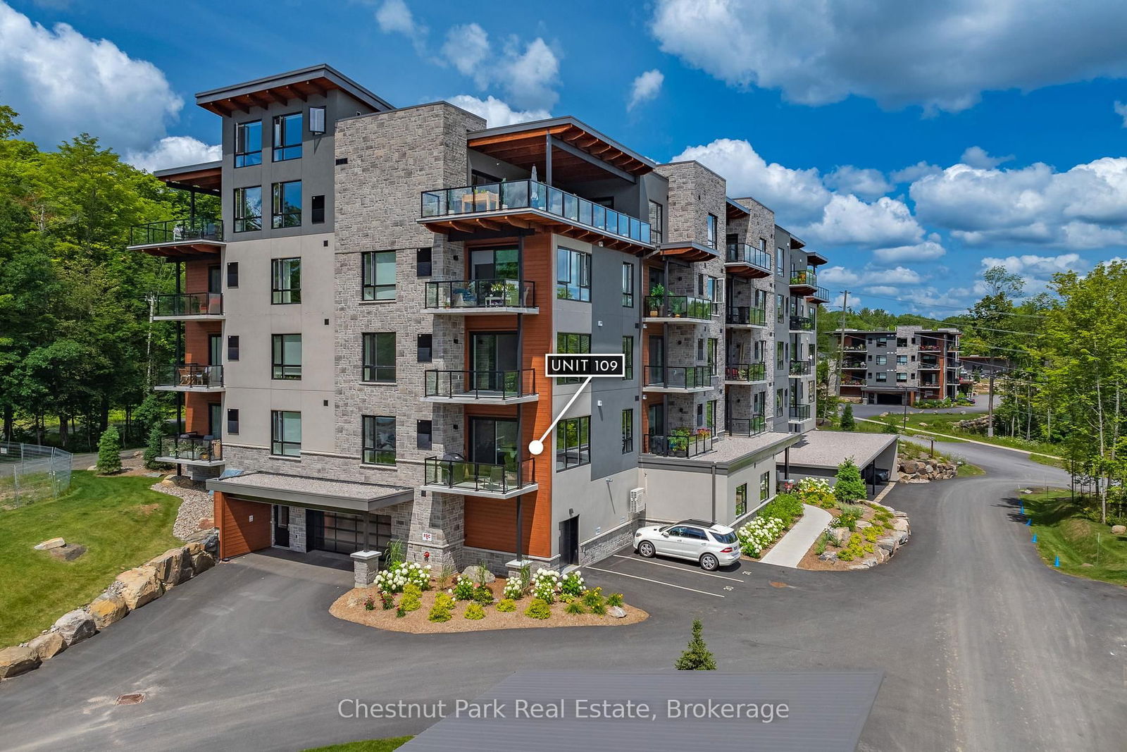 Condo sold at 109-18 CAMPUS Trail, Huntsville, Chaffey, P1H 0K2 - MLS: X11941712