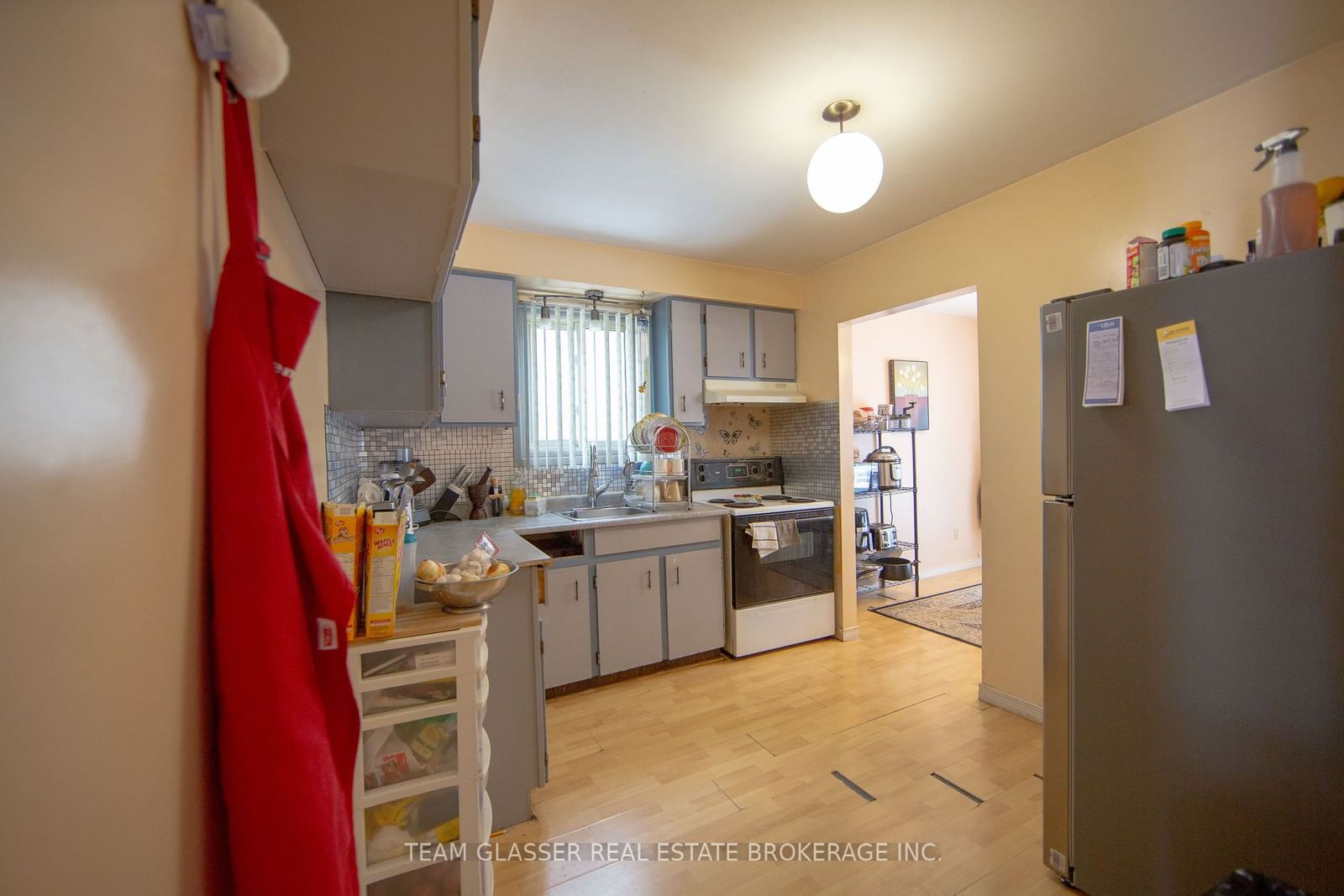 Listing Image 7