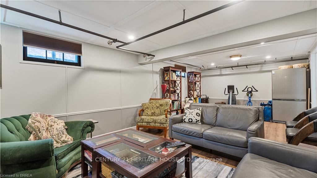 Listing Image 22