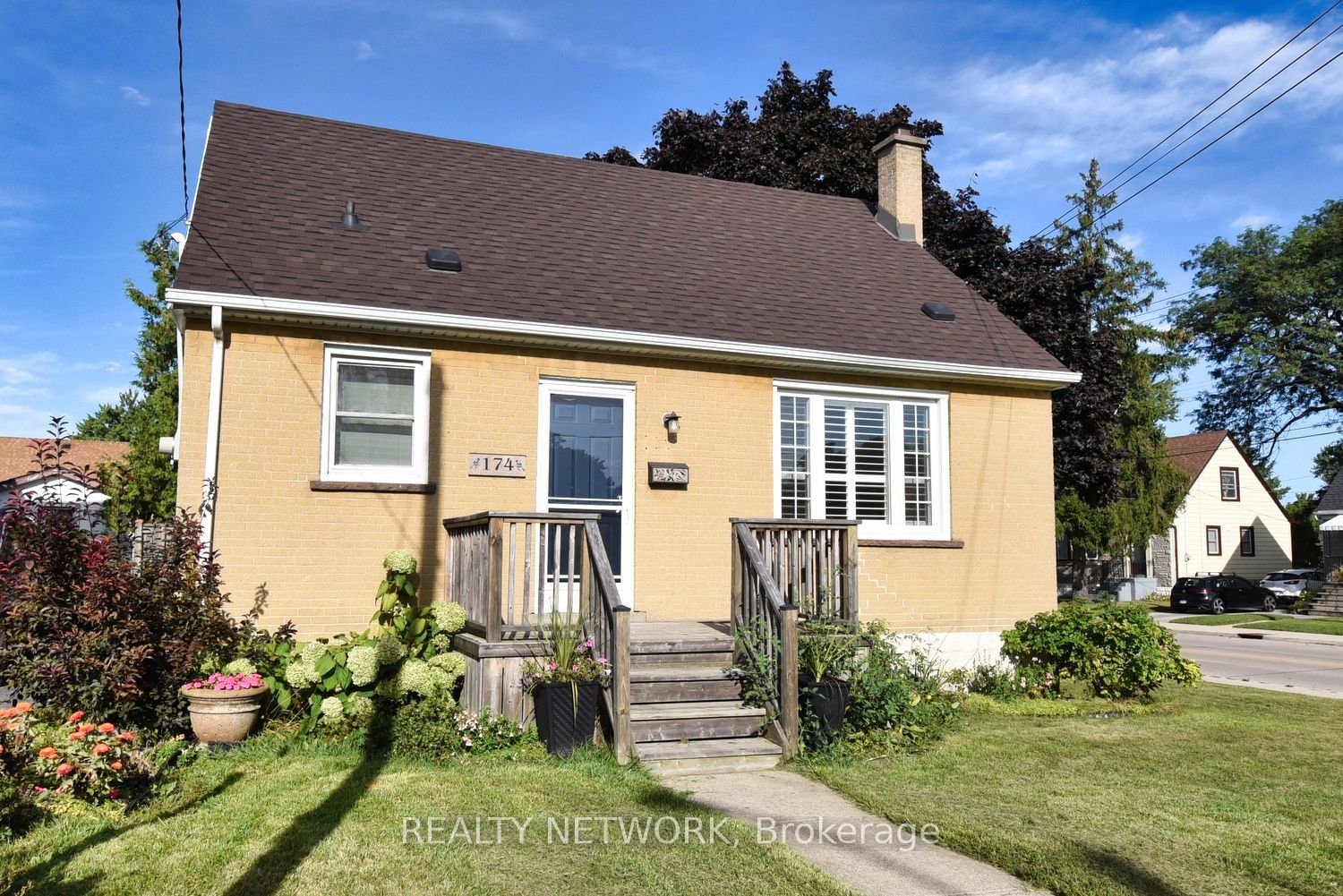 Detached House for sale at 174 East 12th Street, Hamilton, Inch Park, L9A 3X6 - MLS: X11942490