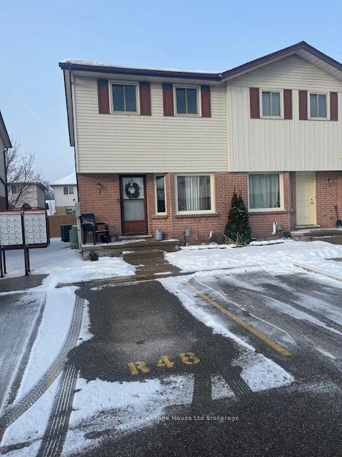 Townhouse for sale at 8-1093 Nellis Street, Woodstock, Woodstock - North, N4T 1P5 - MLS: X11942503