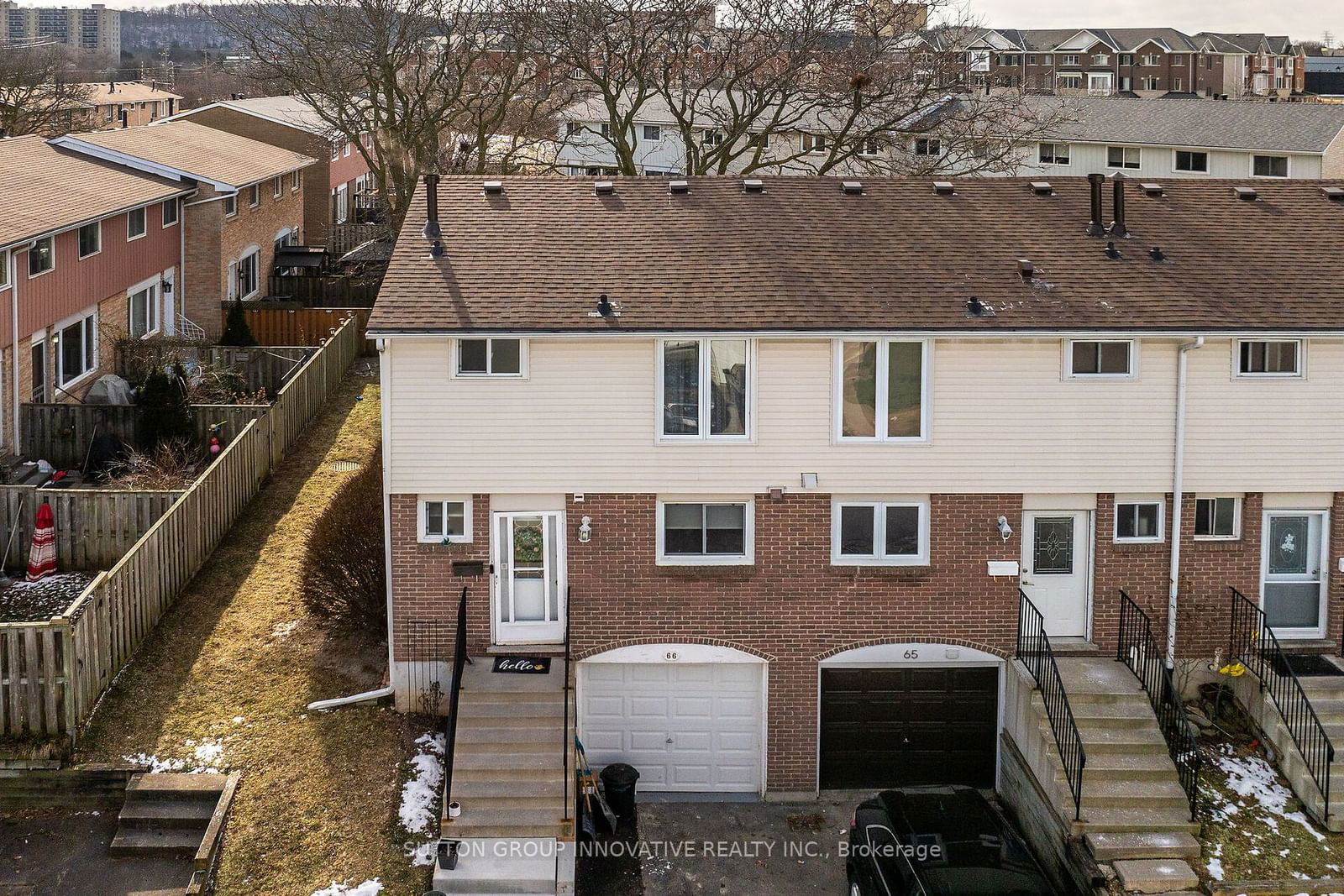 Townhouse for sale at 66-120 Quigley Road, Hamilton, Vincent, L8K 6L4 - MLS: X11942524