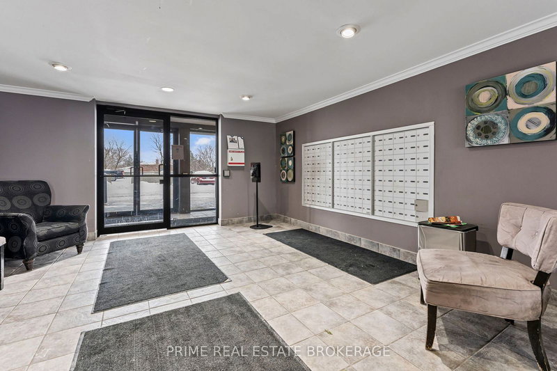 207 - 600 Grenfell Dr W, London North, N5X 2R8 | Image 3