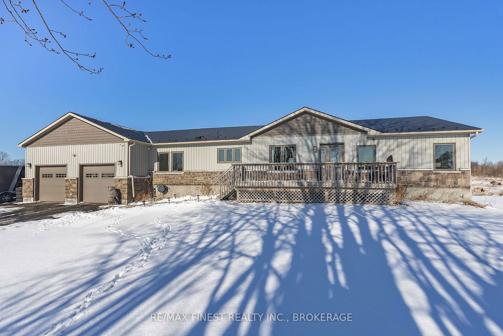 Building at 3922 4th Concession, Kingston, City North of 401