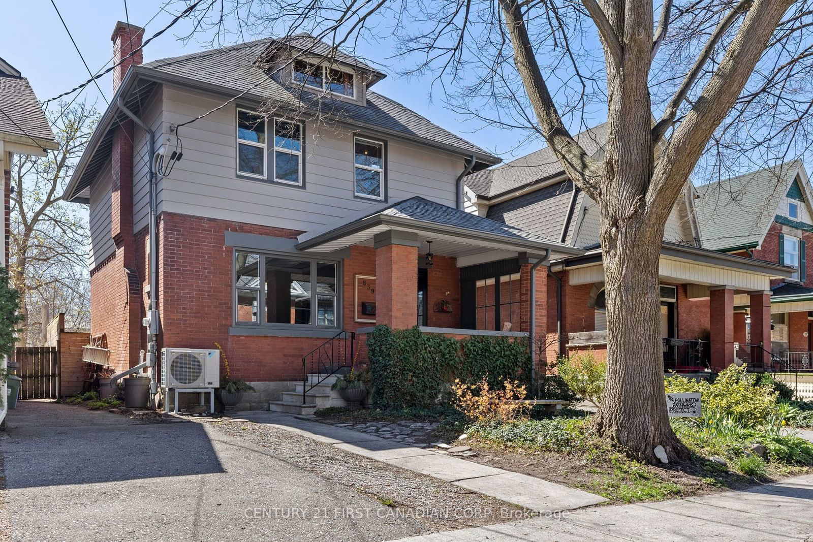 Detached House for sale at 839 Dufferin Avenue, London, East G, N5W 3J9 - MLS: X11942891