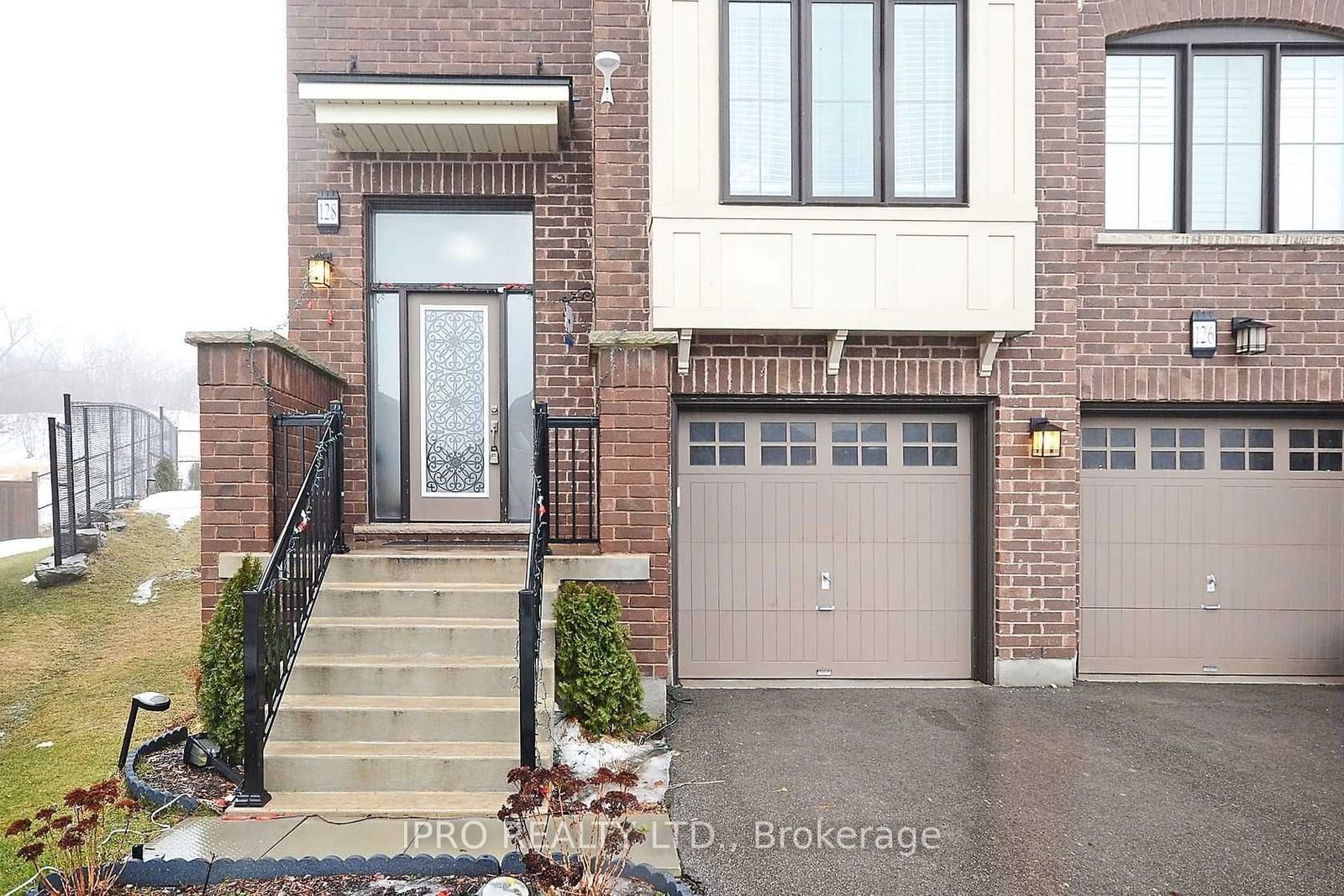 Townhouse for sale at 128 Crafter Crescent, Hamilton, Stoney Creek Mountain, L8J 0H8 - MLS: X11942942