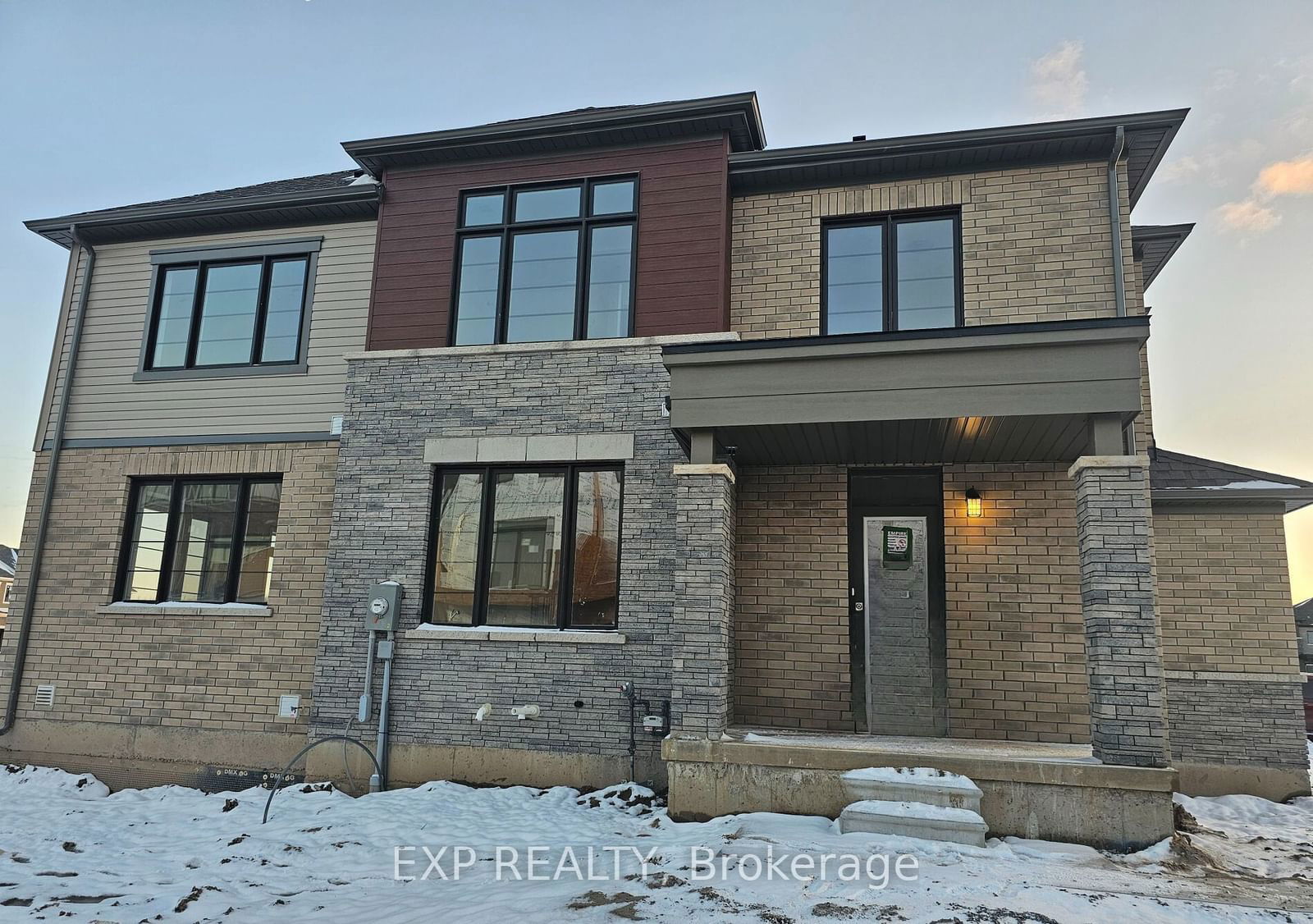 Townhouse for lease at 2 Lavender Road, Thorold, L3B 5N5 - MLS: X11943028