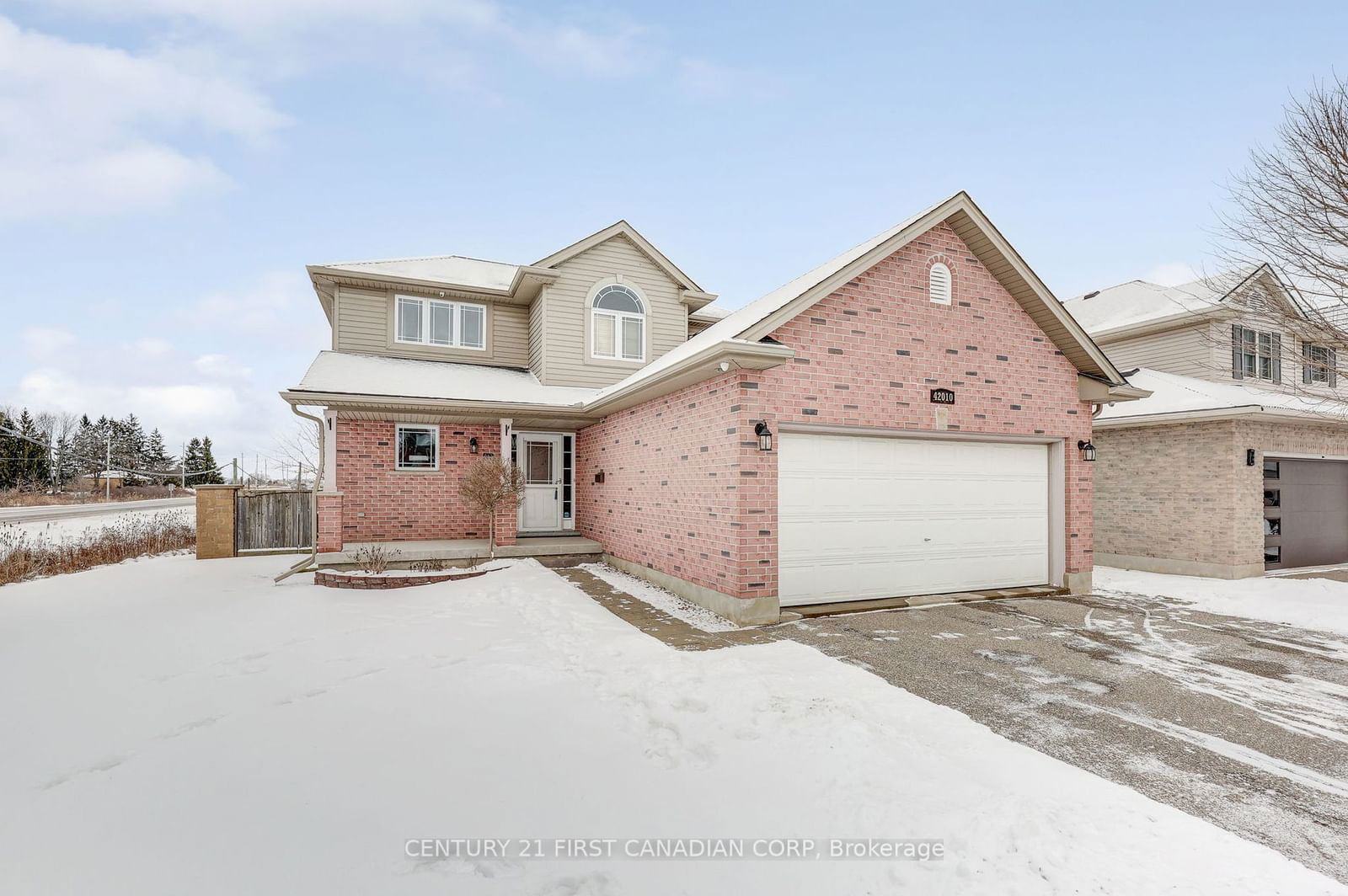 Detached House for sale at 42010 Mcbain Line, St. Thomas, NE, N5P 4P4 - MLS: X11943206