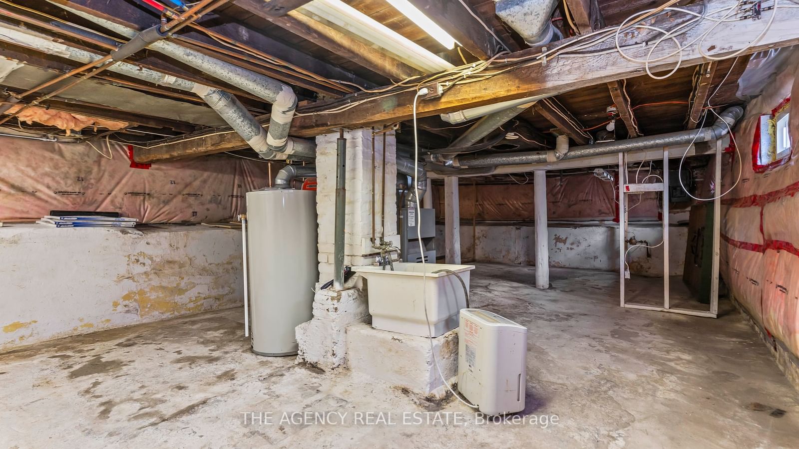 Listing Image 18