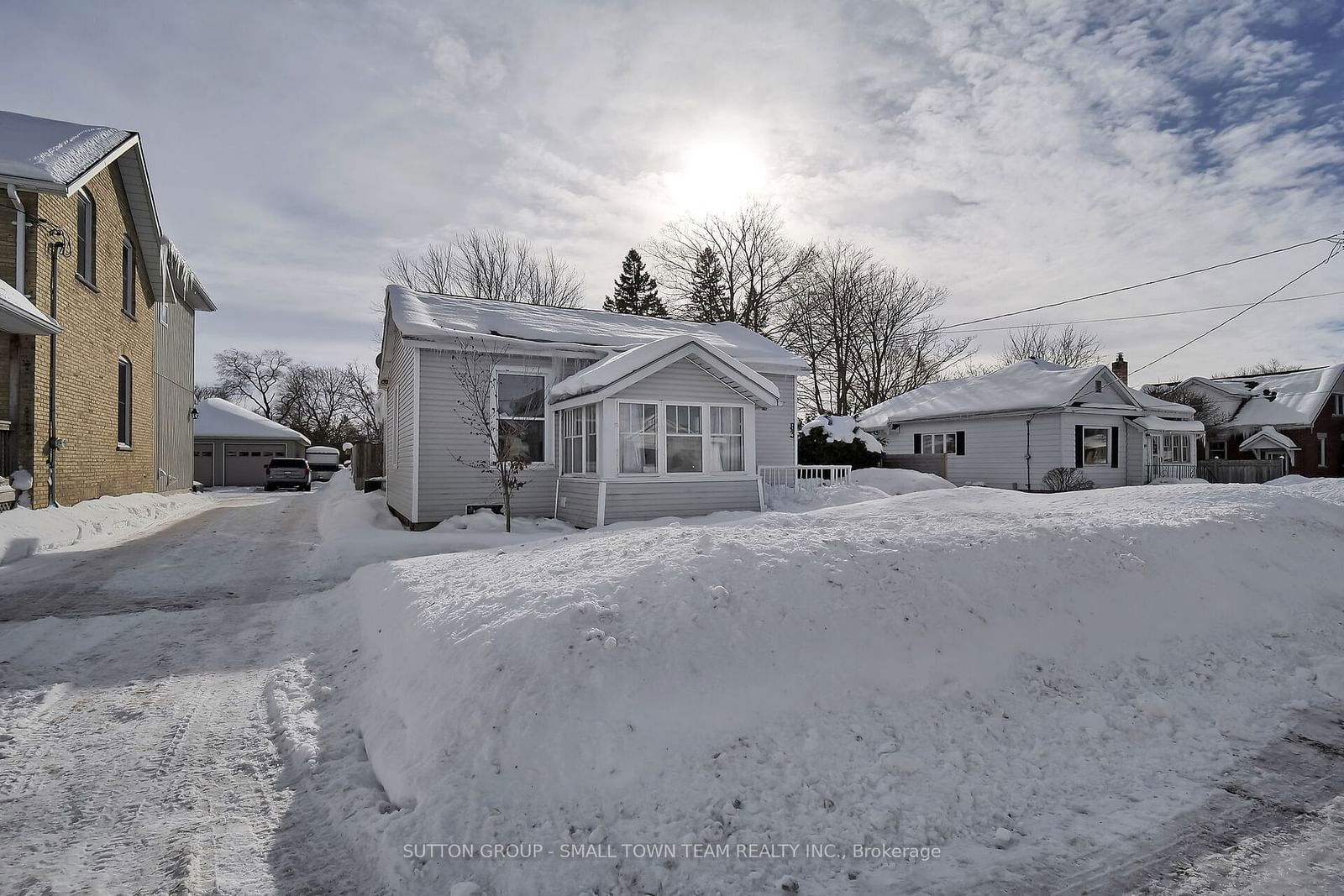 Detached House sold at 83 John Street, South Huron, Exeter, N0M 1S1 - MLS: X11943560