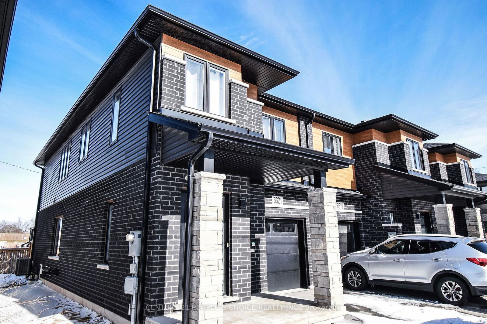 Townhouse for sale at 6621 Cropp Street, Niagara Falls, 212 - Morrison, L2E 7B3 - MLS: X11943579