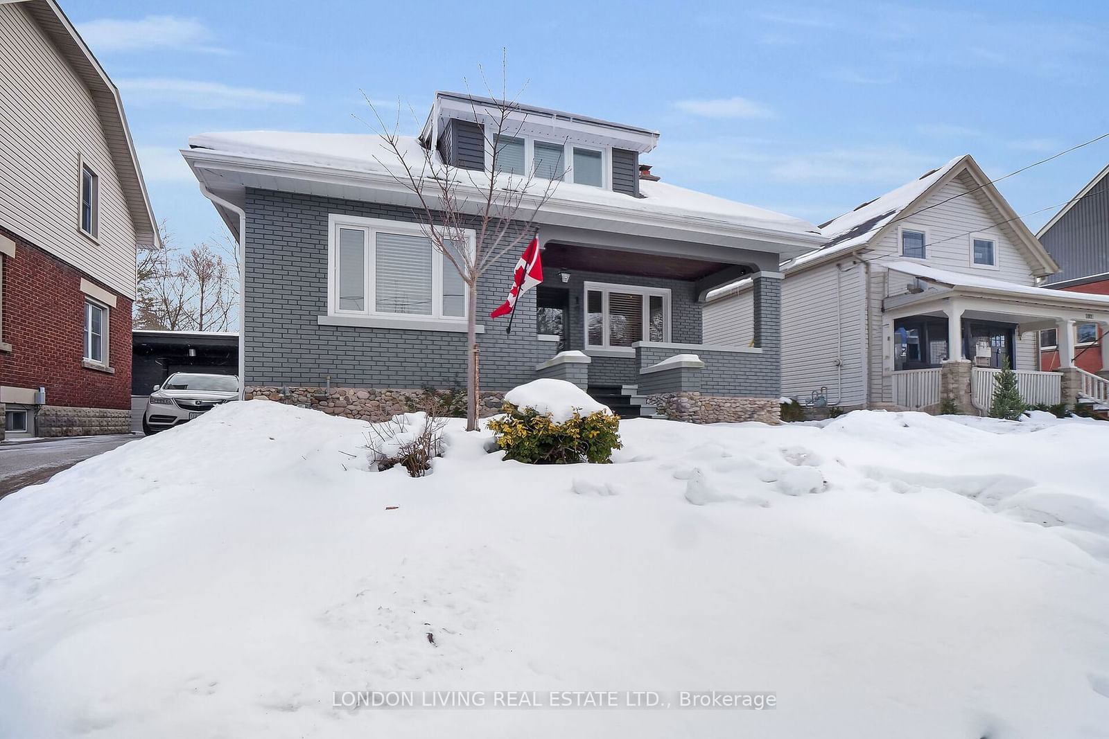 Detached House for sale at 103 Garfield Avenue, London, South F, N6C 2B7 - MLS: X11943661