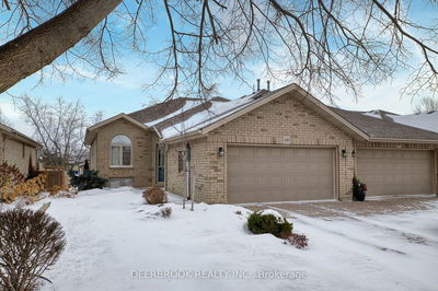 10 Queen's Hill Cres, Leamington - Leamington