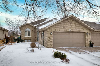 10 Queen's Hill Cres, Leamington - Leamington image-0-1