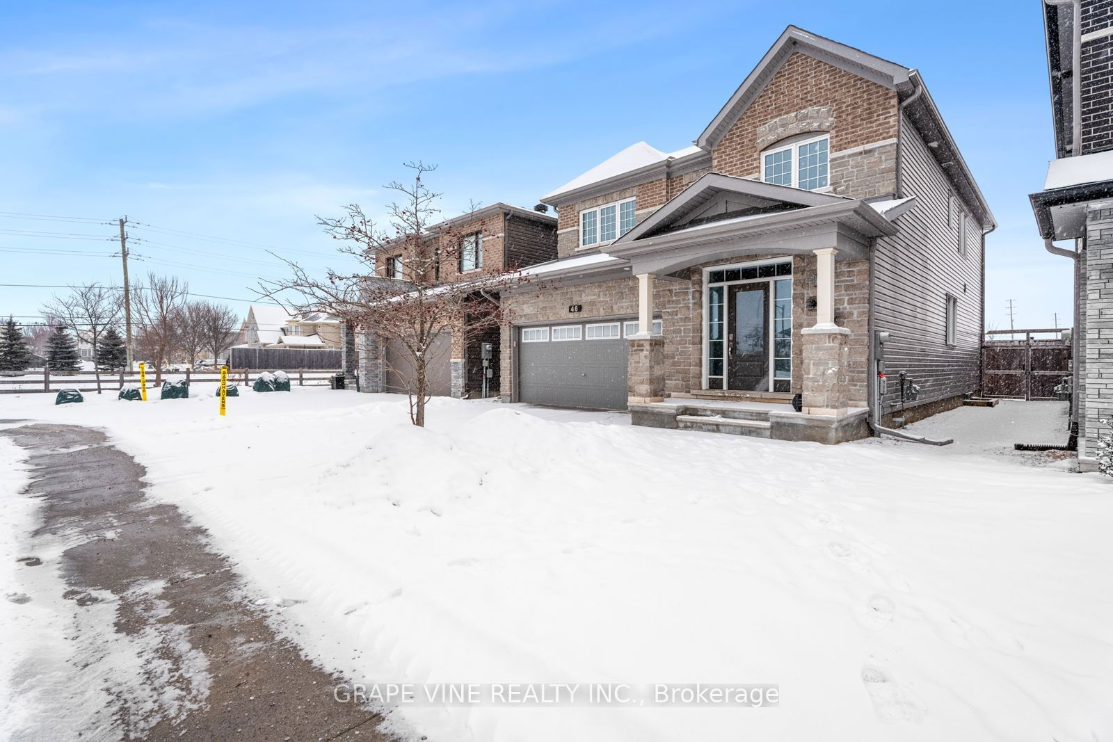 Detached House for sale at 46 Knockaderry Crescent, Barrhaven, 7711 - Barrhaven - Half Moon Bay, K2J 6G8 - MLS: X11944433