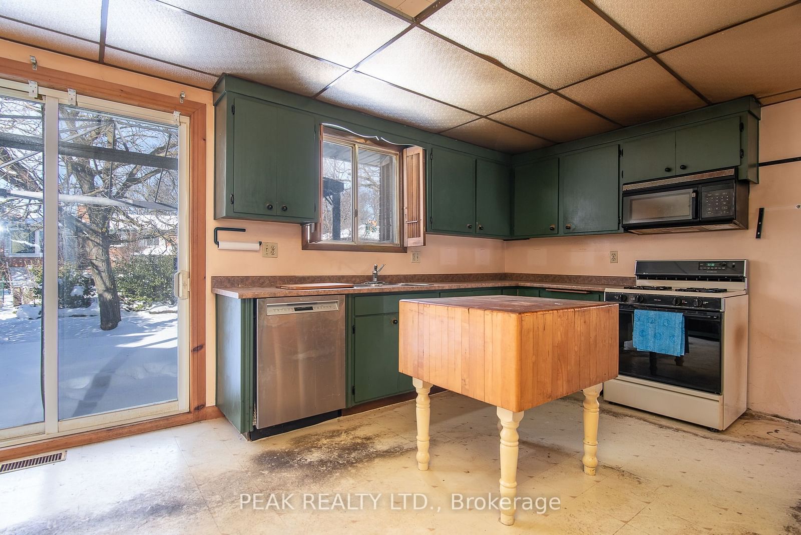 Listing Image 7