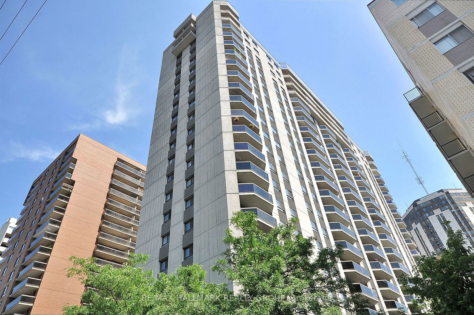 Condo for sale at 1808-470 Laurier Avenue, Ottawa Centre, 4102 - Ottawa Centre, K1R 7W9 - MLS: X11944561