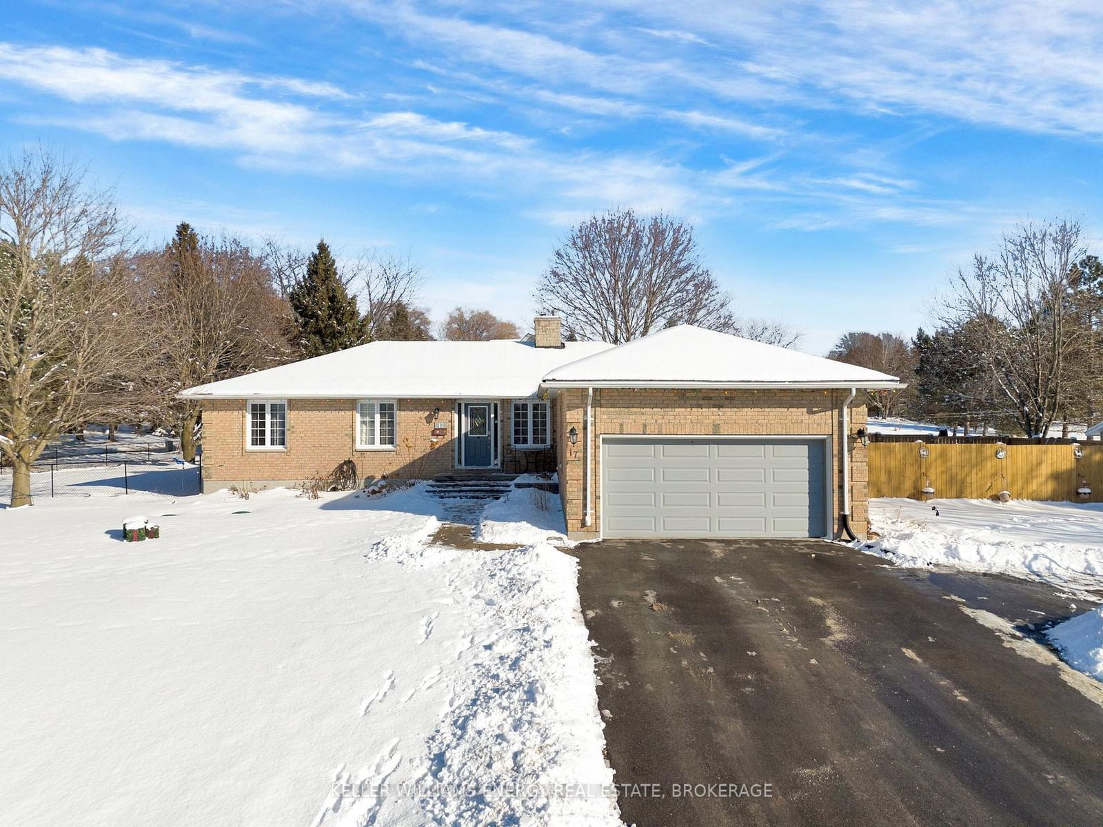 Detached House sold at 17 Stoneridge Road, Hamilton Township, Rural Hamilton, K9A 4J9 - MLS: X11944934