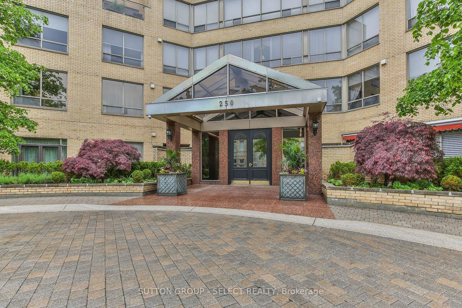 Condo for sale at 211-250 SYDENHAM Street, London, East B, N6A 5S1 - MLS: X11944938