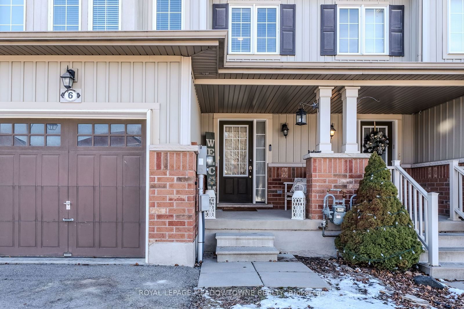 Townhouse for sale at 6 Avedisian Street, Brantford, N3T 0G8 - MLS: X11945065