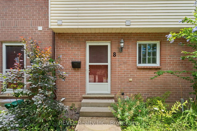 8 - 102 SILVAN Drive