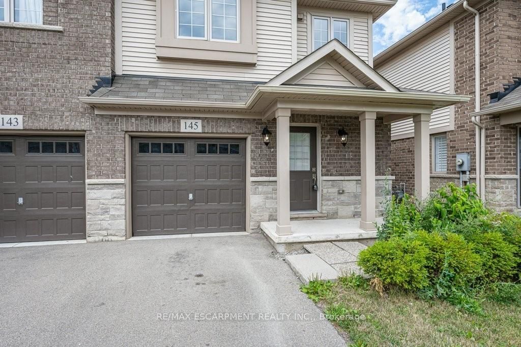 Semi-Detached House leased at 145 Echovalley Drive, Hamilton, Stoney Creek, L8J 0H1 - MLS: X11945171