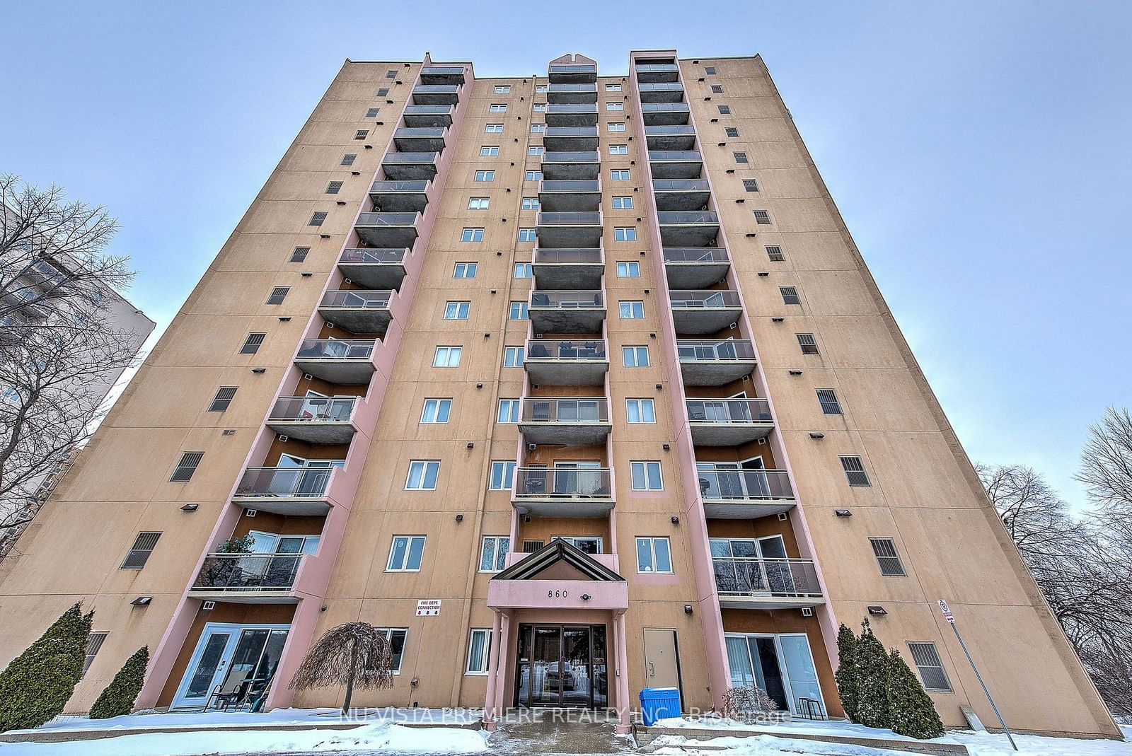 Condo for sale at 201-860 Commissioners Road, London, South H, N6C 5Y8 - MLS: X11945334