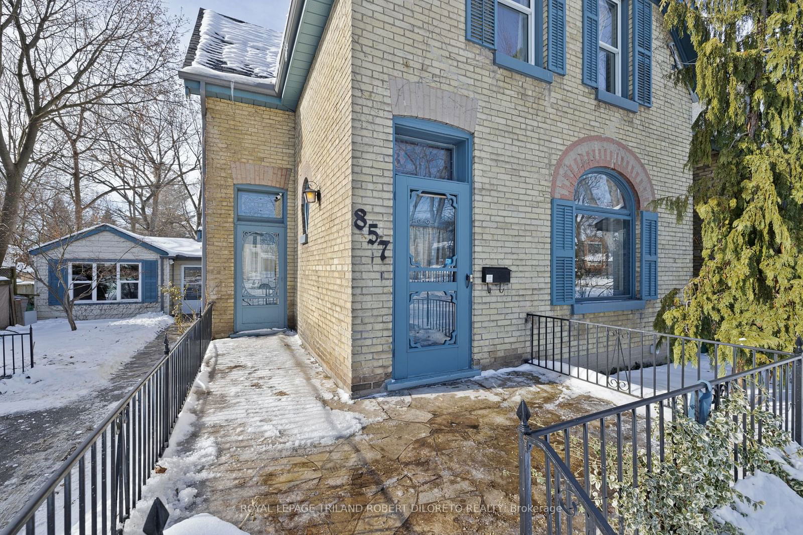 Detached House for sale at 857 William Street, London, East B, N5Y 2S2 - MLS: X11945390