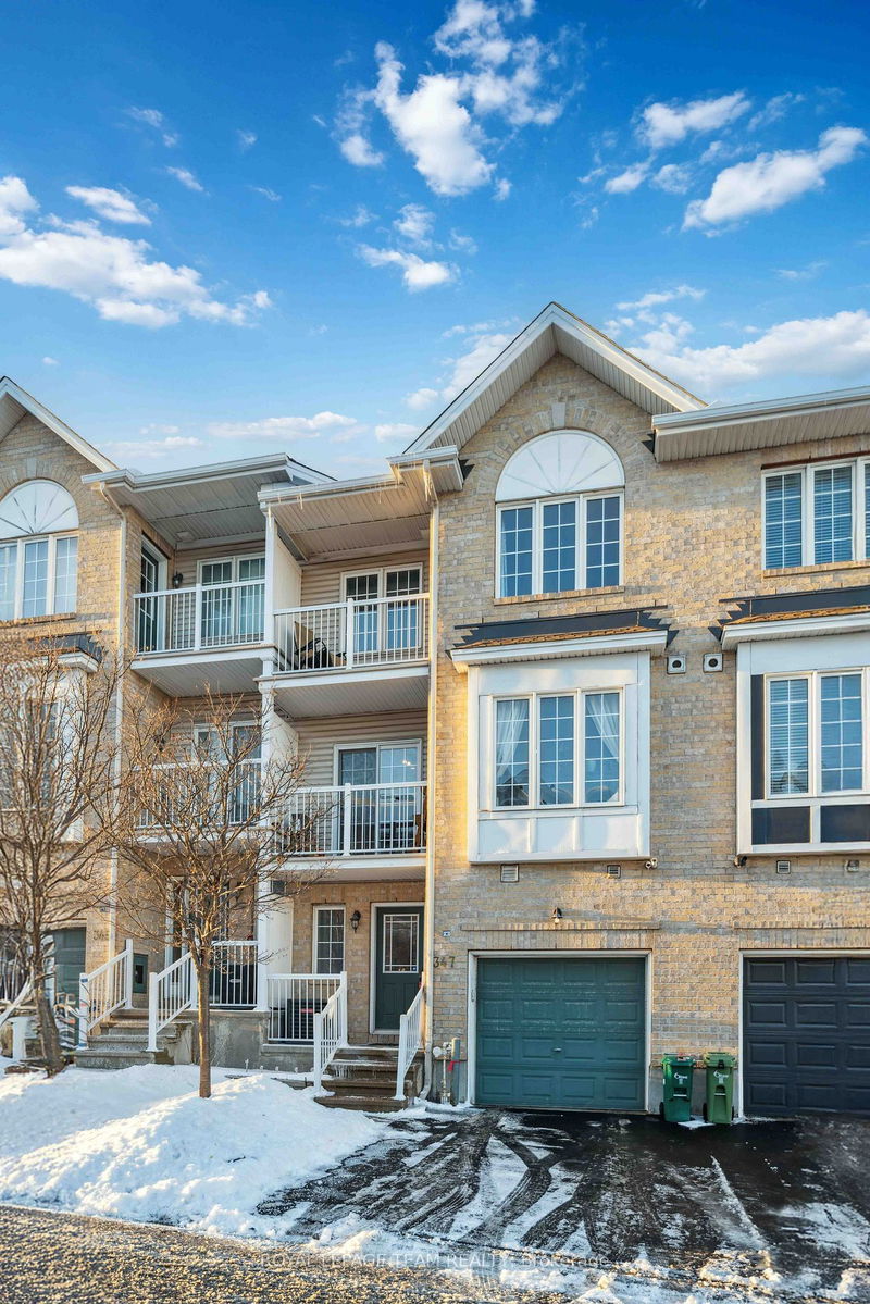 home for lease on 347 Gotham