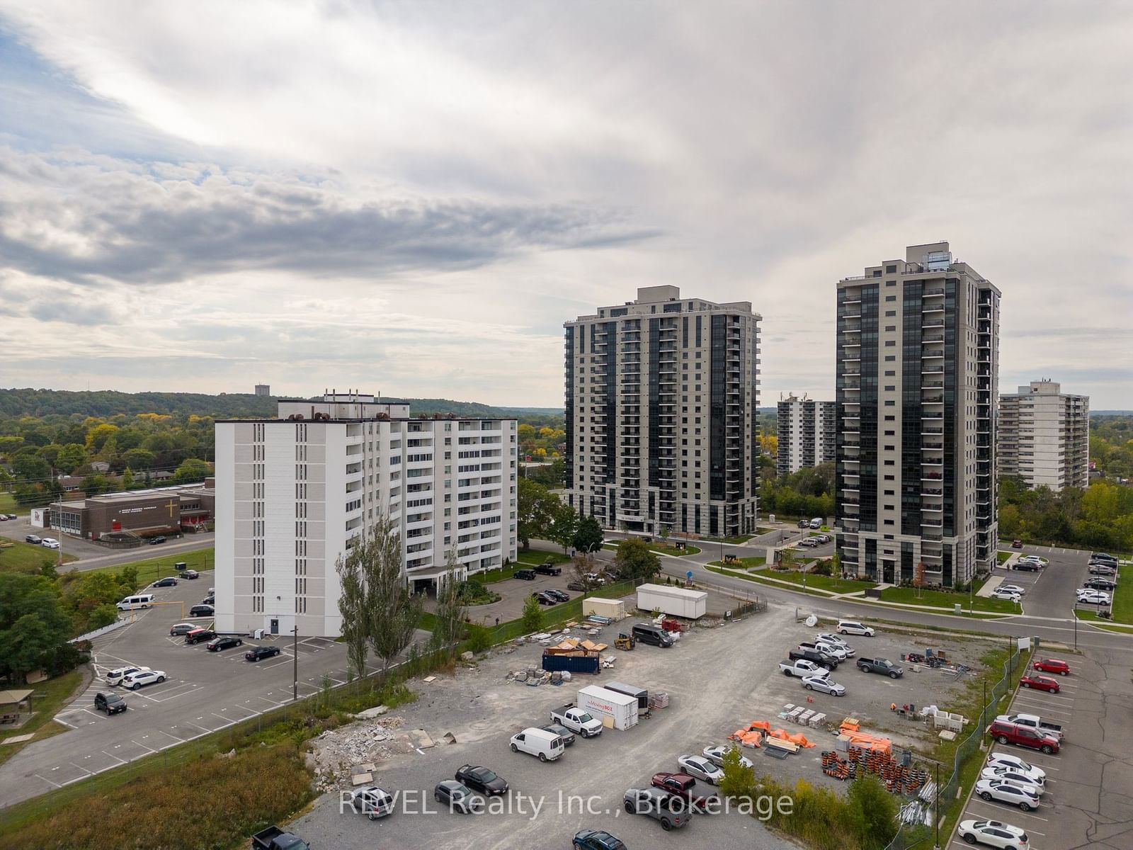 Condo for sale at 903-35 Towering Heights Boulevard, St. Catharines, L2T 3G8 - MLS: X11945604