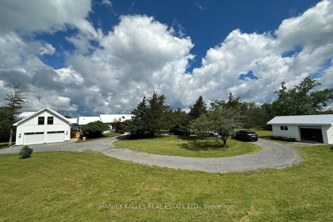 Building at 2992 County Rd 7 Road, Prince Edward County, North Marysburgh